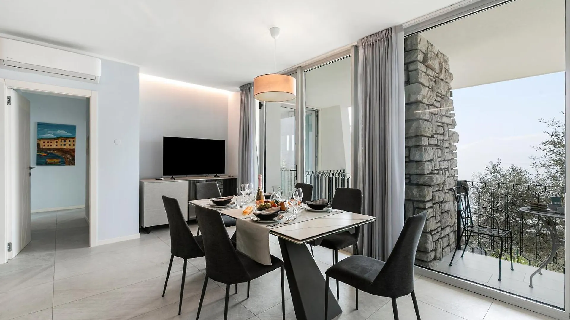 Lake View Villa Mercurio With Shared Pool Brenzone sul Garda Daire