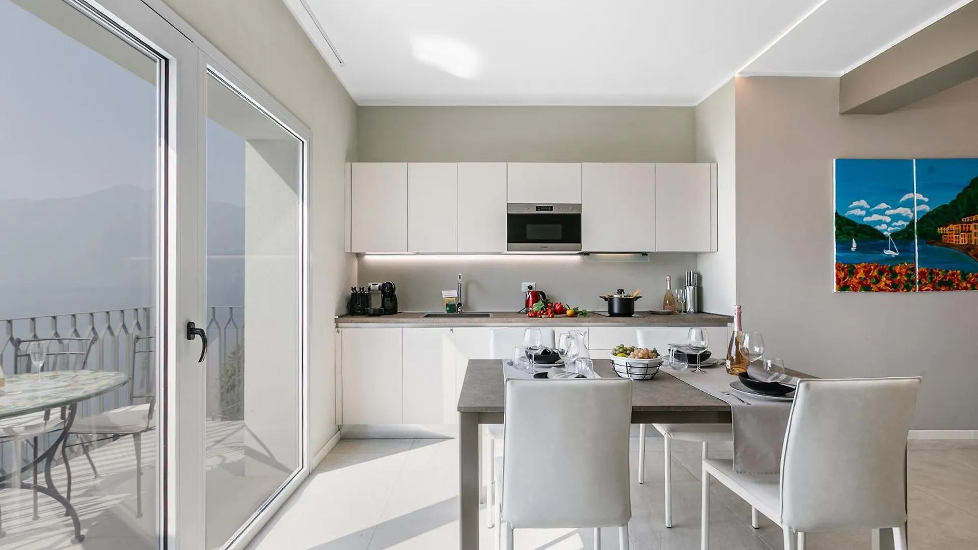 Daire Lake View Villa Mercurio With Shared Pool Brenzone sul Garda İtalya