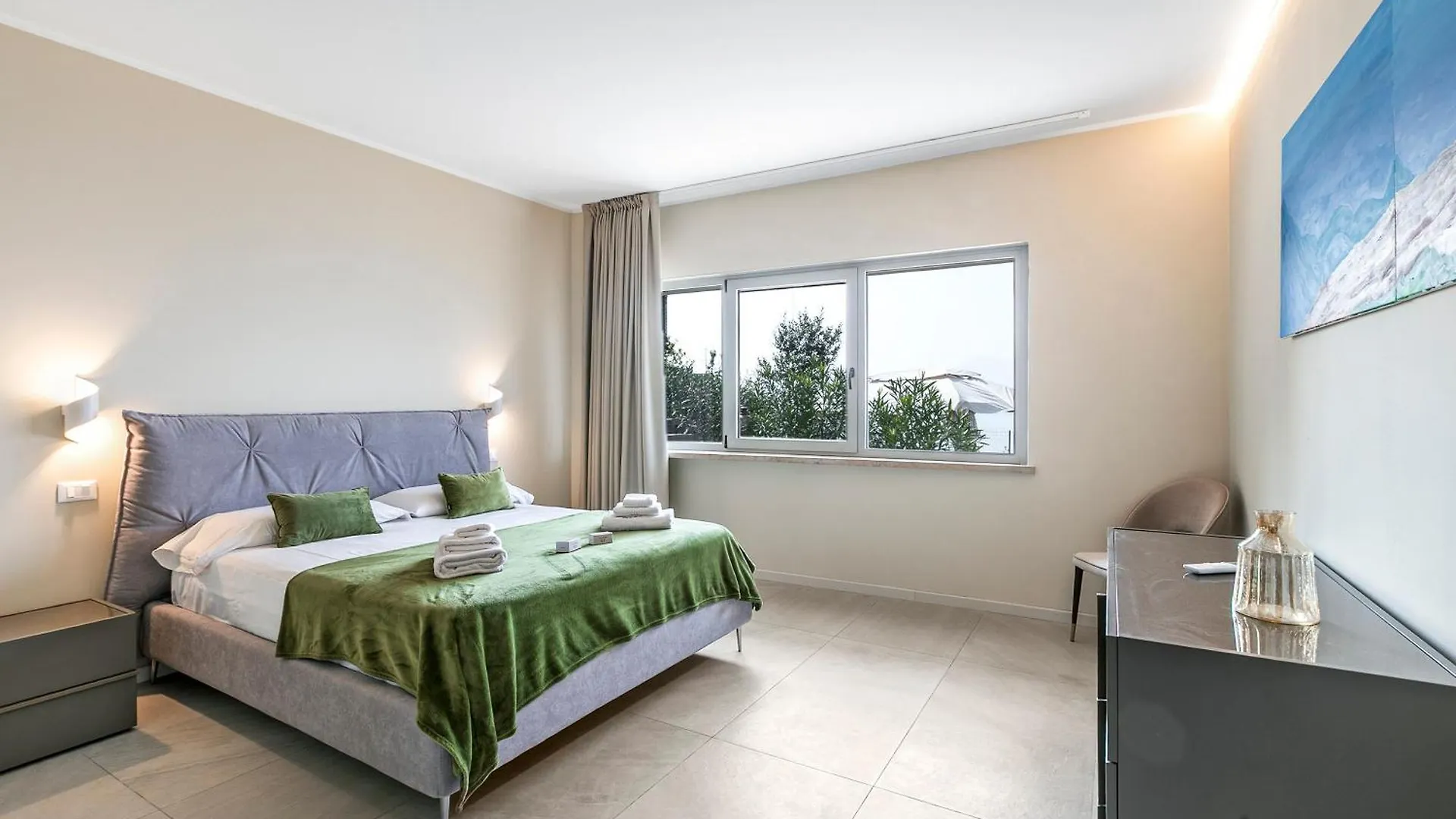 Lake View Villa Mercurio With Shared Pool ブレンゾーネ