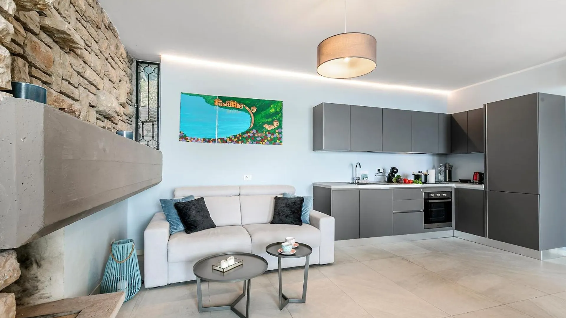 Lake View Villa Mercurio With Shared Pool Brenzone sul Garda 0*,  İtalya